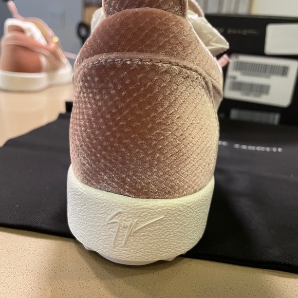 Giuseppe Zanotti velvet sneakers women size 9/39.5 - Picture 4 of 12